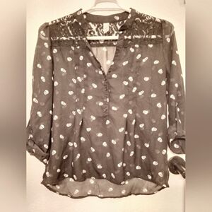 Semi-Sheer Skull Tunic Blouse w/ Lace Size Medium